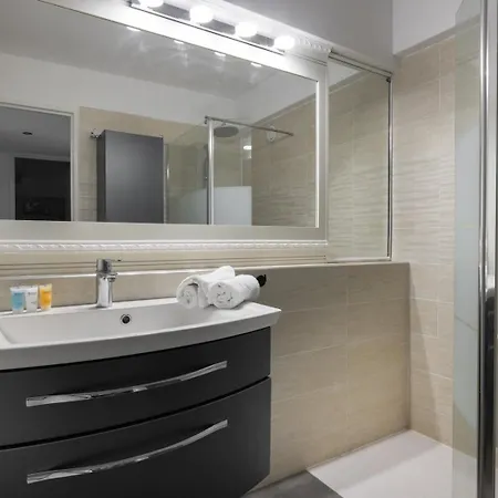 Reine Astrid Palm קאן